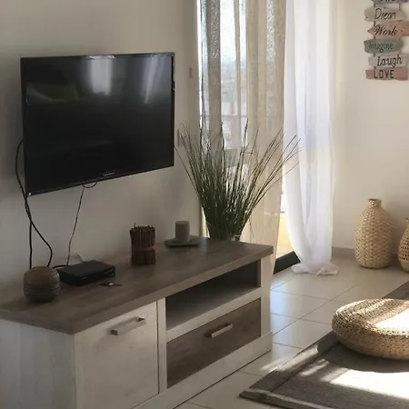 Apartamento Da Rocha 2 Bedroom With Terrace And Amazing Ocean View